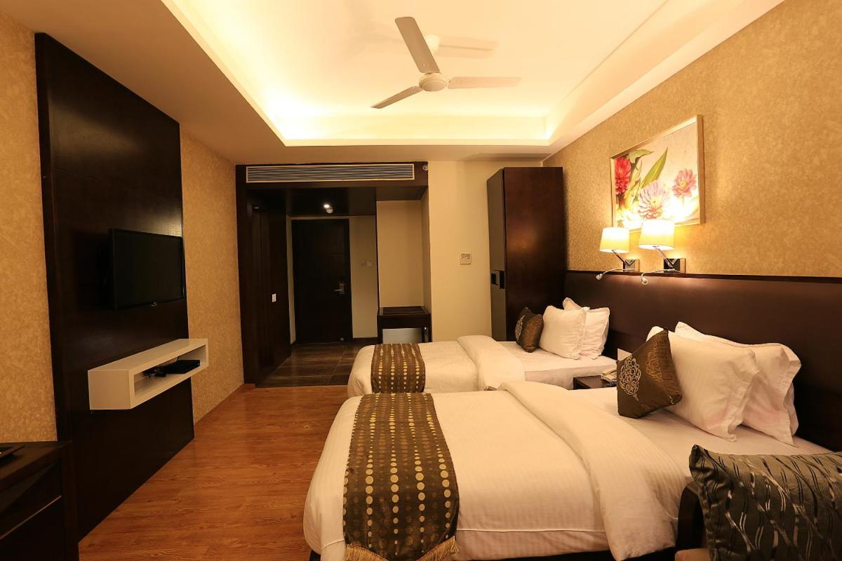 Nandan Kanan Hotel & Resort Sipra Exterior photo